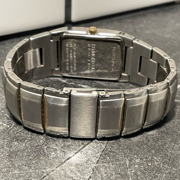 Mens Kenneth Cole Gold and Silver Tone Bracelet Watch - New Battery - Picture 4 of 5